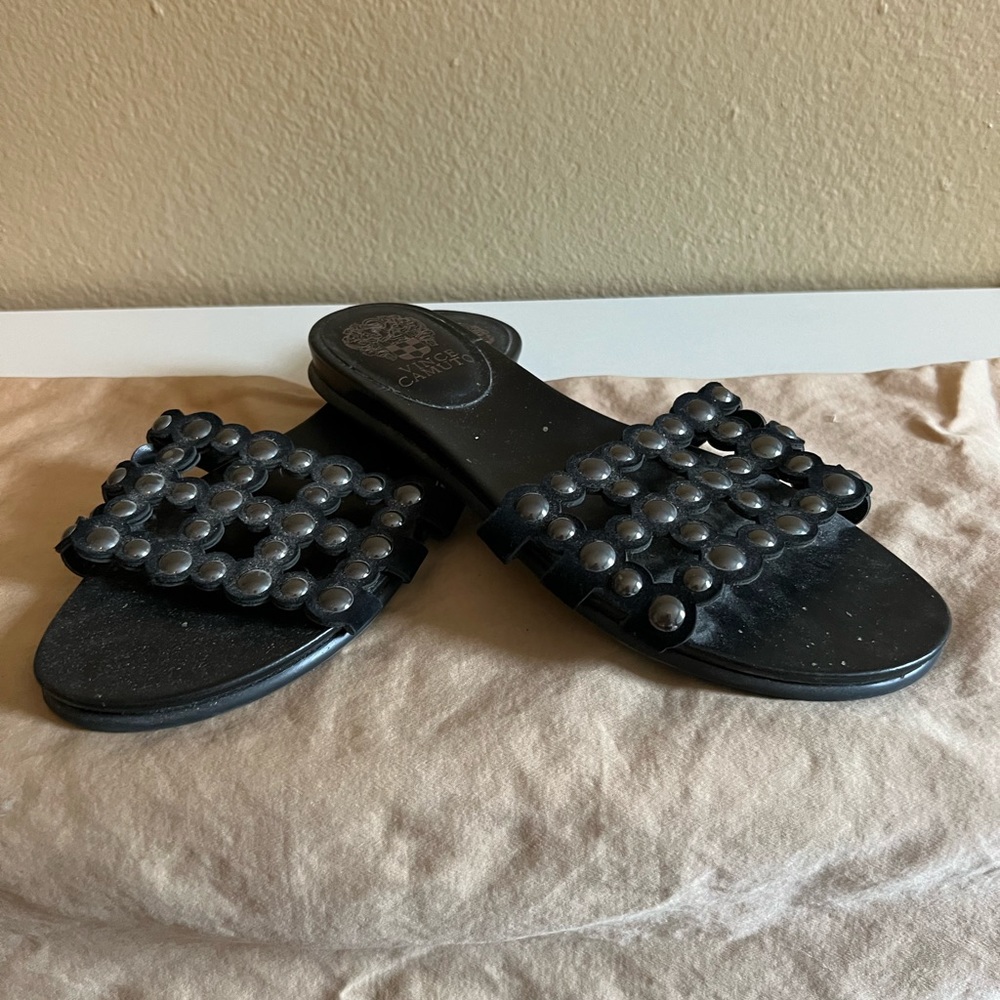 Vince Camuto slip on sandal, worn once size 7.5